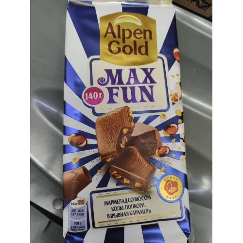 Шоколад молочный Alpen Gold Max Fun,  140 г