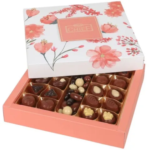 Набор конфет Flowery Box Choco пралине с мал и орех нач 160 г