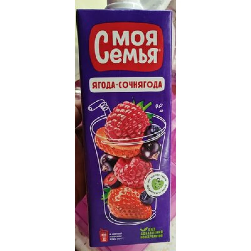 Напиток Моя Семья фруктово-ягодный "Ягода – Сочнягода" 0.95 л