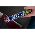 Шоколадный батончик Snickers 81г с лесным орехом Россия уменьш.