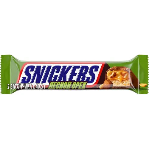Шоколадный батончик Snickers 81г с лесным орехом Россия